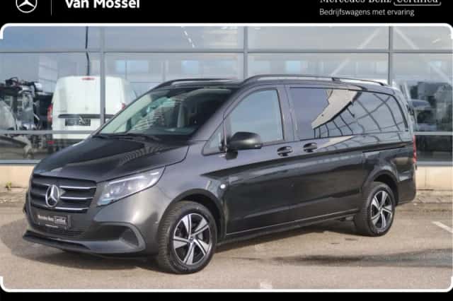 Mercedes-Benz Vito (2024) thumbnail 1