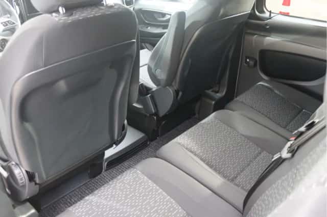 Mercedes-Benz Vito (2024) thumbnail 5