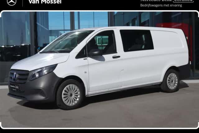 Mercedes-Benz Vito (2024) thumbnail 1