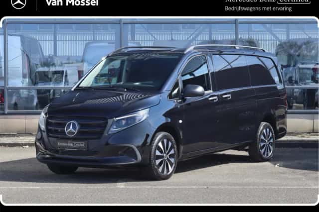 Mercedes-Benz Vito (2024) thumbnail 1
