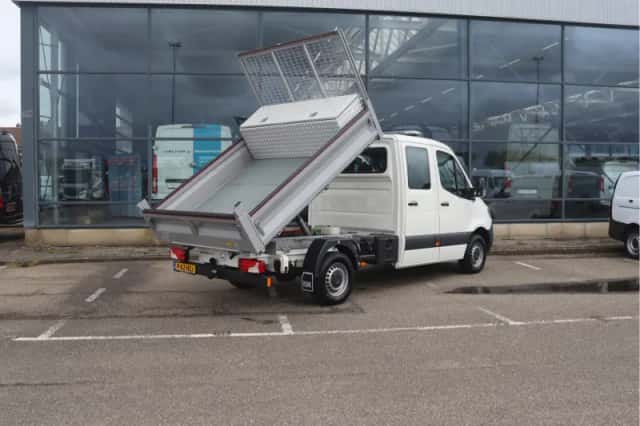 Mercedes-Benz Sprinter (2024) thumbnail 5