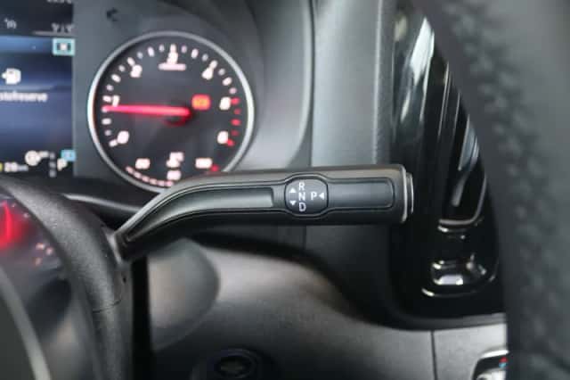 Mercedes-Benz Vito (2024) thumbnail 6