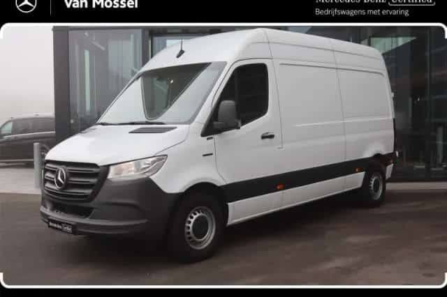 Mercedes-Benz eSprinter (2022) thumbnail 1