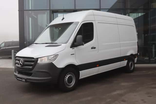Mercedes-Benz eSprinter (2022) thumbnail 2