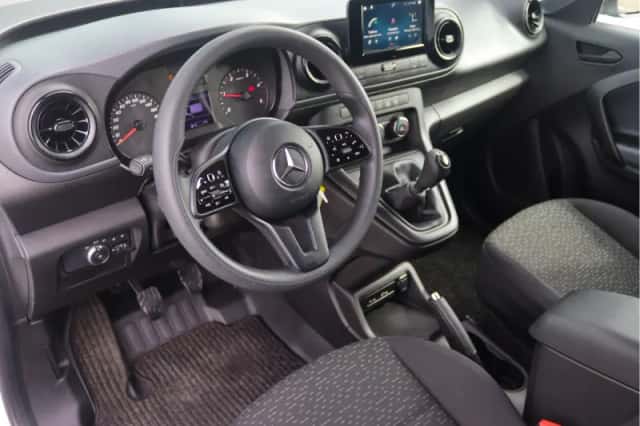Mercedes-Benz Citan (2023) thumbnail 5