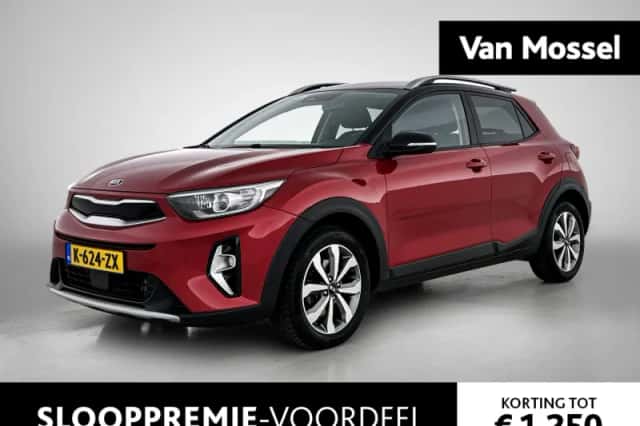 Kia Stonic (2021) thumbnail 1
