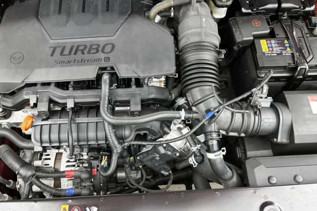 Kia Stonic (2021) thumbnail 11