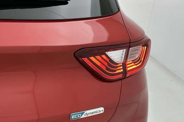 Kia Stonic (2021) thumbnail 17