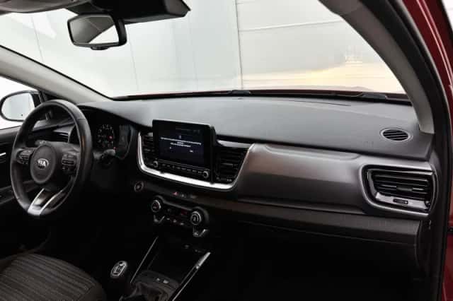 Kia Stonic (2021) thumbnail 18