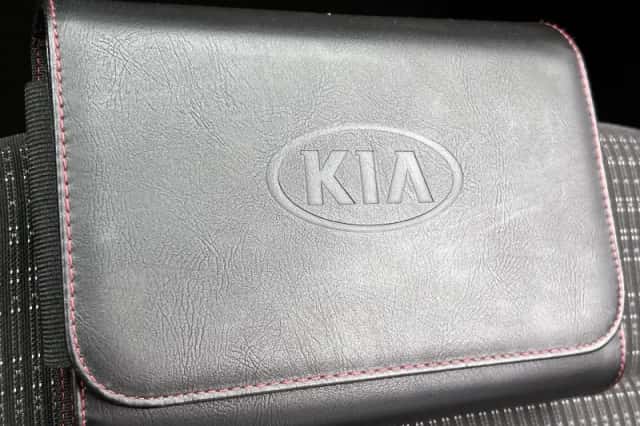 Kia Stonic (2021) thumbnail 26