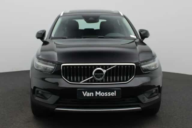 Volvo XC40 (2021) thumbnail 5