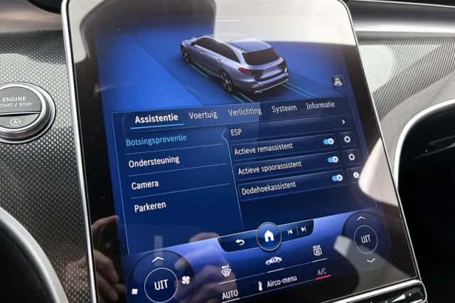 Mercedes-Benz C-Klasse (2022) thumbnail 49