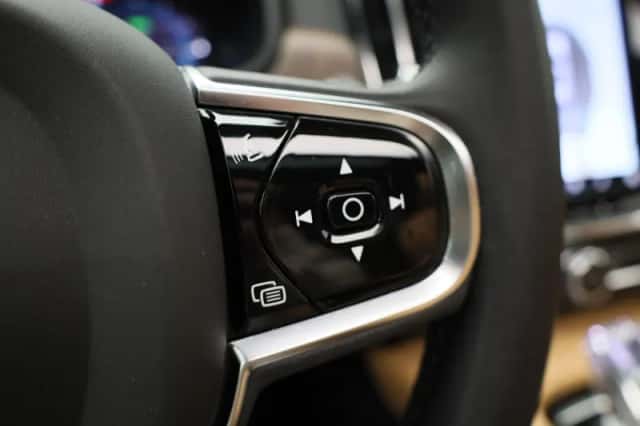Volvo V90 (2023) thumbnail 22