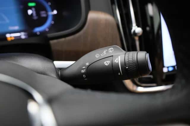 Volvo V90 (2023) thumbnail 23