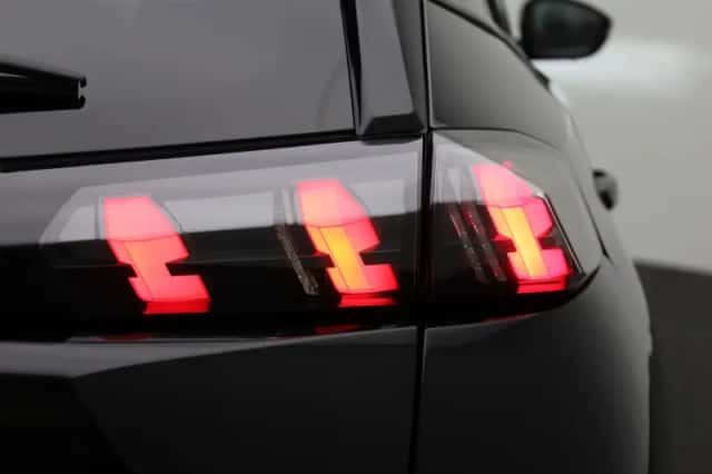 Peugeot e-2008 (2022) thumbnail 40