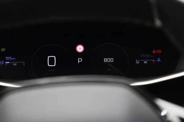 Peugeot 2008 (2024) thumbnail 9