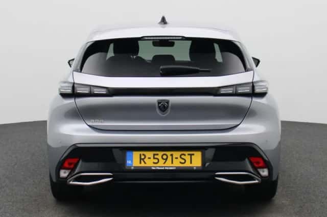 Peugeot 308 (2023) thumbnail 7