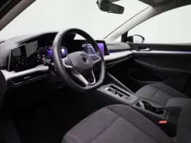 Volkswagen Golf (2022) thumbnail 29