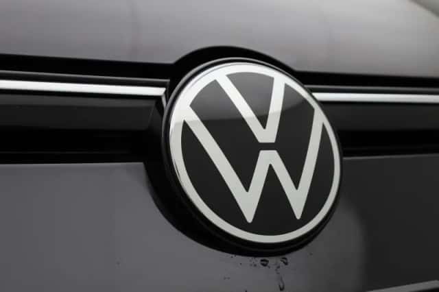 Volkswagen Golf (2022) thumbnail 35