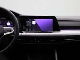Volkswagen Golf (2022) thumbnail 10