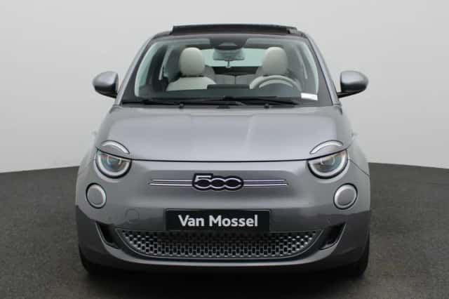 Fiat 500C (2023) thumbnail 4