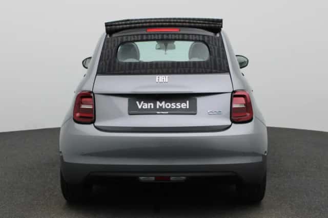 Fiat 500C (2023) thumbnail 6