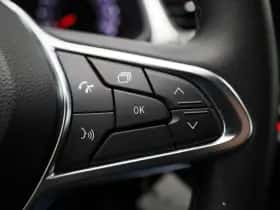 Renault Captur thumbnail 16
