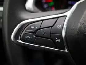 Renault Captur thumbnail 17