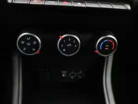 Renault Captur thumbnail 20