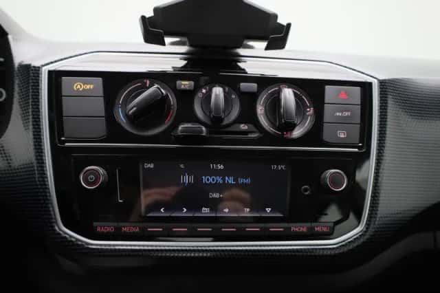 Volkswagen Up! (2021) thumbnail 15