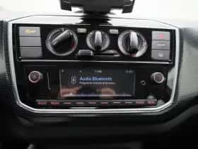 Volkswagen Up! thumbnail 17