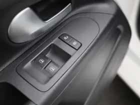 Volkswagen Up! thumbnail 22
