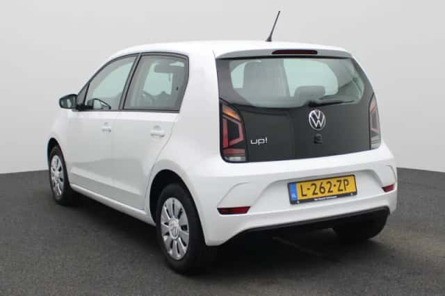 Volkswagen Up! (2021) thumbnail 4
