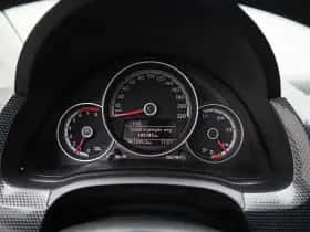 Volkswagen Up! thumbnail 9