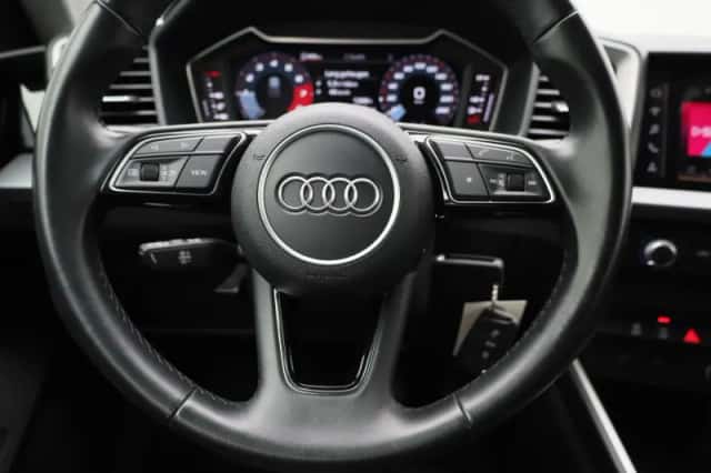Audi A1 (2022) thumbnail 3
