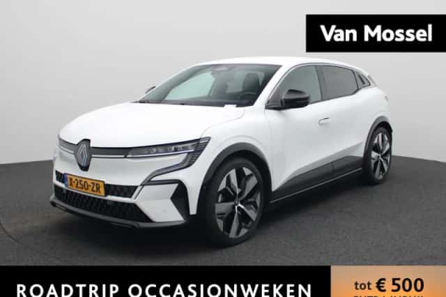 Renault Mégane E-Tech (2024) thumbnail 1