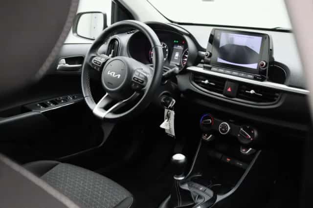 Kia Picanto (2022) thumbnail 32