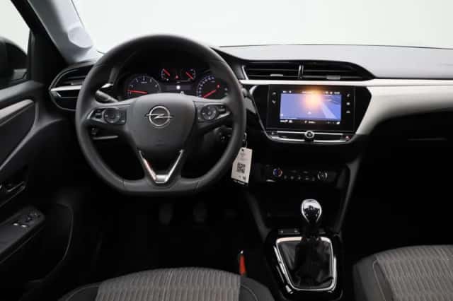 Opel Corsa (2022) thumbnail 3