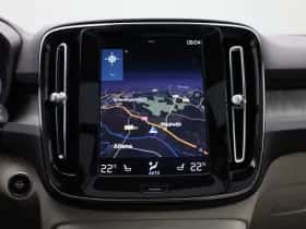 Volvo XC40 thumbnail 18