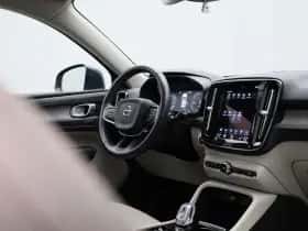 Volvo XC40 thumbnail 44
