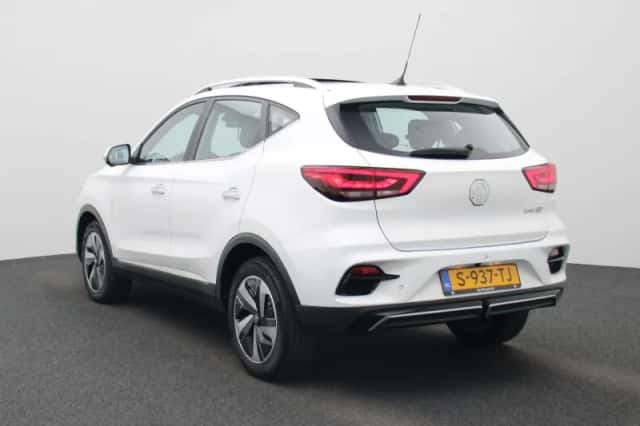 MG ZS EV (2023) thumbnail 2