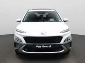 Hyundai Kona (2021) thumbnail 4