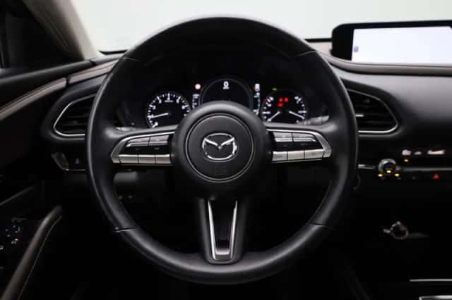 Mazda CX-30 (2023) thumbnail 3
