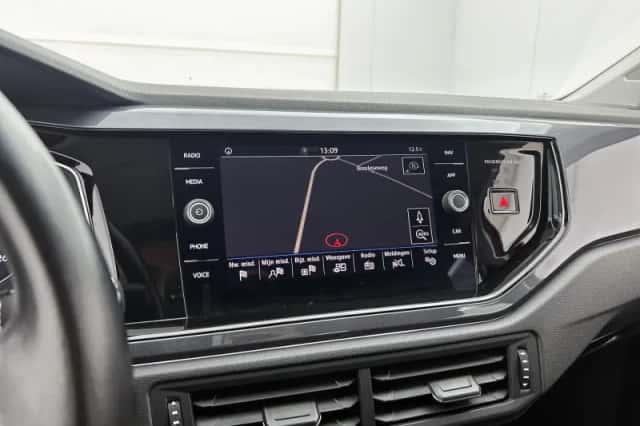Volkswagen Polo (2018) thumbnail 26
