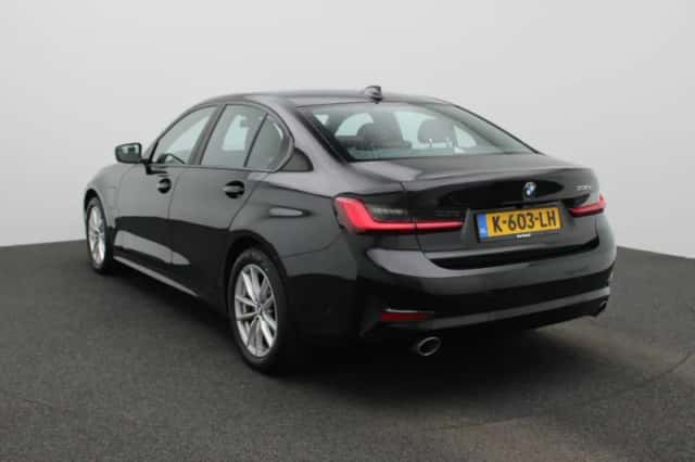 BMW 3-Serie (2021) thumbnail 4