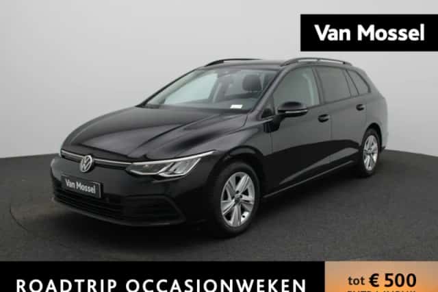 Volkswagen Golf (2021) thumbnail 1