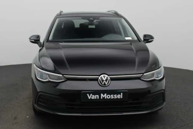 Volkswagen Golf (2021) thumbnail 5