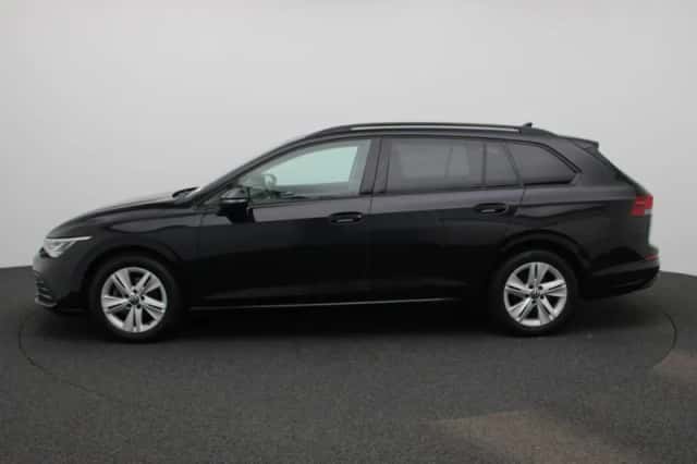 Volkswagen Golf (2021) thumbnail 6