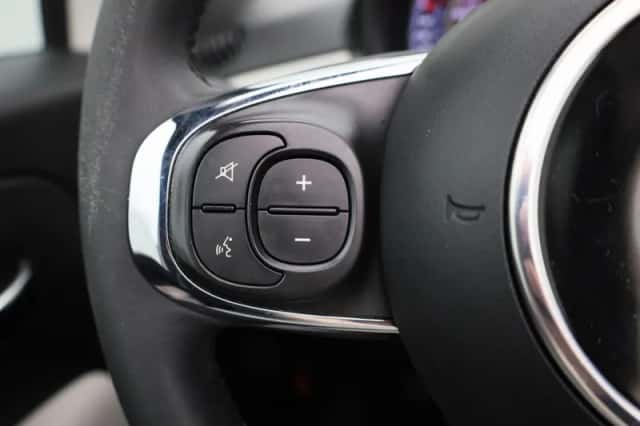 Fiat 500C (2021) thumbnail 17