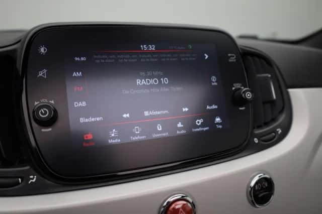 Fiat 500C (2021) thumbnail 23